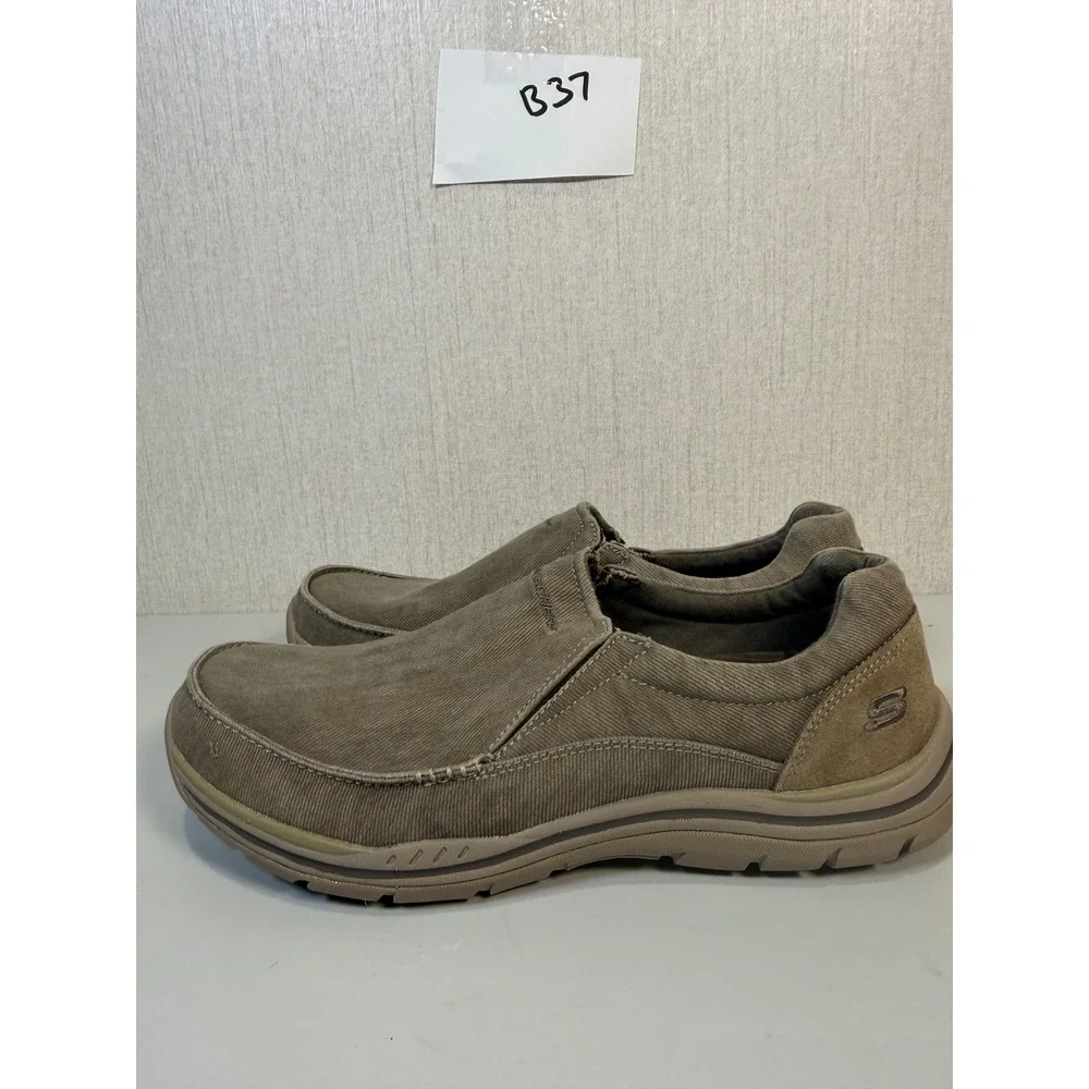 Skechers‎ Avillo Relaxed Fit Memory Foam Loafer Shoes Khaki 64109 Men 9.5